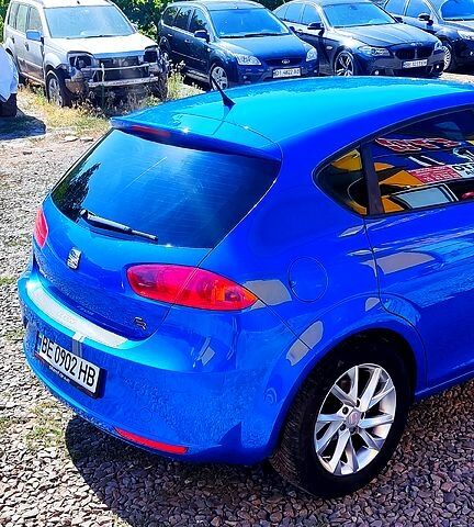 Синий Сеат Леон, объемом двигателя 1.2 л и пробегом 200 тыс. км за 7200 $, фото 1 на Automoto.ua