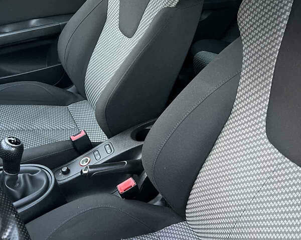 Синій Сеат Leon, об'ємом двигуна 1.4 л та пробігом 170 тис. км за 6000 $, фото 1 на Automoto.ua