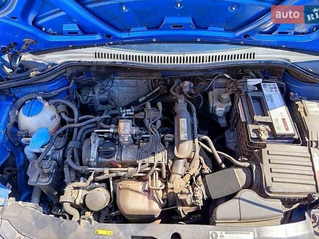 Синий Сеат Леон, объемом двигателя 1.2 л и пробегом 200 тыс. км за 7200 $, фото 5 на Automoto.ua