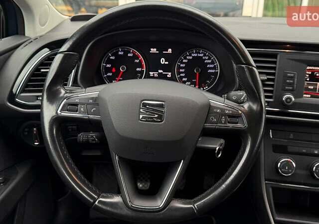 Синий Сеат Леон, объемом двигателя 1.4 л и пробегом 150 тыс. км за 9900 $, фото 12 на Automoto.ua