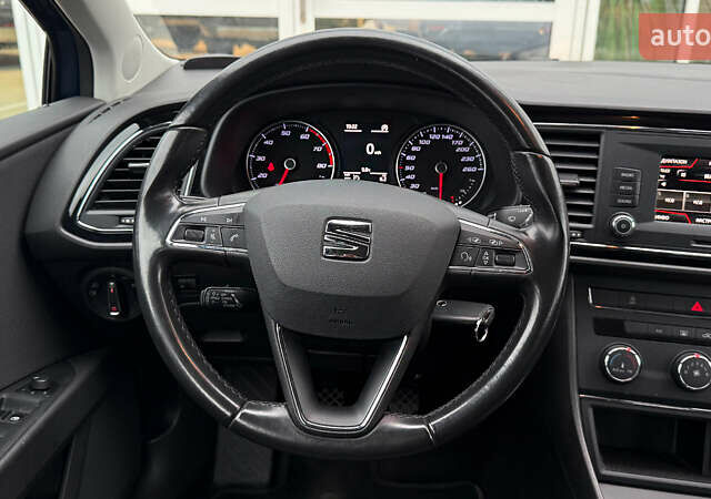 Синий Сеат Леон, объемом двигателя 1.4 л и пробегом 150 тыс. км за 9900 $, фото 8 на Automoto.ua
