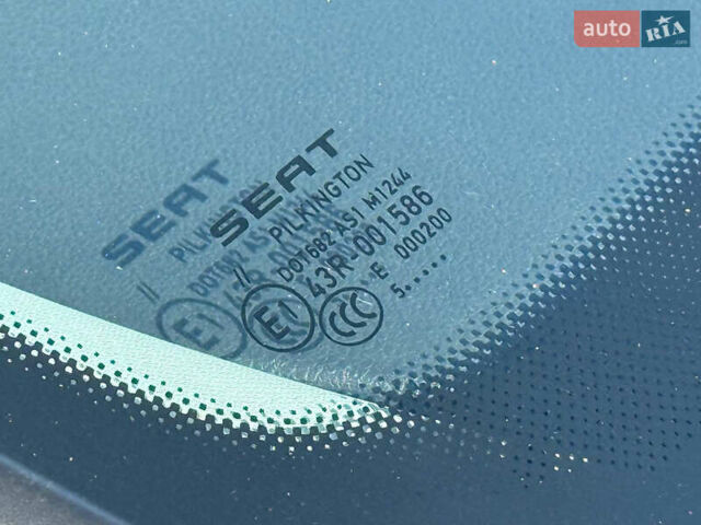 Синій Сеат Leon, об'ємом двигуна 1.8 л та пробігом 56 тис. км за 16000 $, фото 40 на Automoto.ua