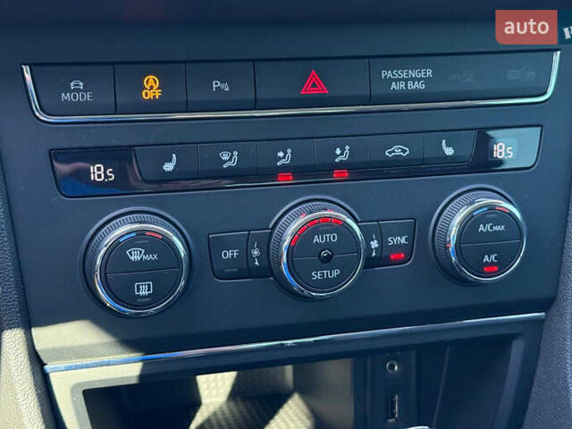 Синій Сеат Leon, об'ємом двигуна 1.8 л та пробігом 56 тис. км за 16000 $, фото 38 на Automoto.ua