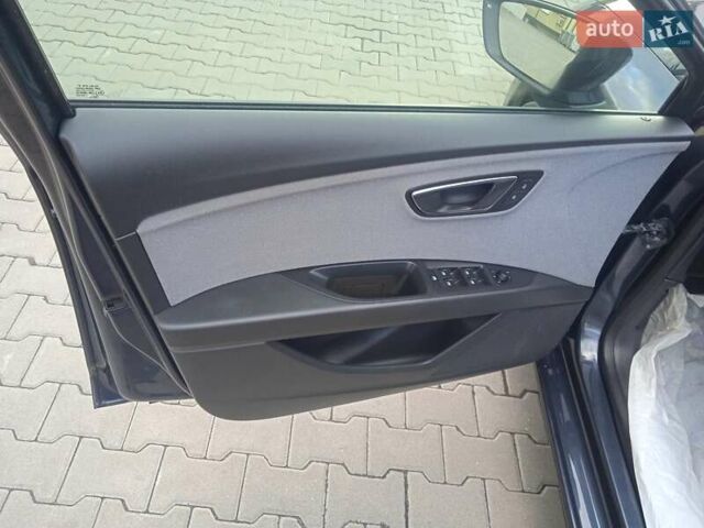 Синий Сеат Леон, объемом двигателя 1.5 л и пробегом 225 тыс. км за 11700 $, фото 54 на Automoto.ua