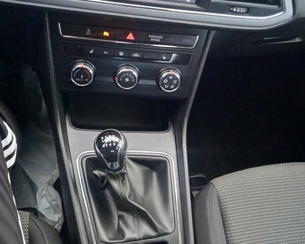 Синий Сеат Леон, объемом двигателя 1.5 л и пробегом 225 тыс. км за 11700 $, фото 14 на Automoto.ua