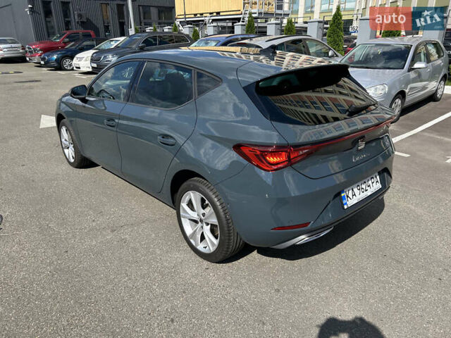 Синий Сеат Леон, объемом двигателя 1.5 л и пробегом 2 тыс. км за 31371 $, фото 5 на Automoto.ua