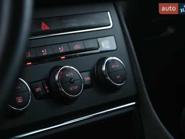 Синий Сеат Леон, объемом двигателя 1.6 л и пробегом 260 тыс. км за 8999 $, фото 29 на Automoto.ua