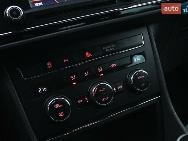 Синий Сеат Леон, объемом двигателя 1.6 л и пробегом 260 тыс. км за 8999 $, фото 31 на Automoto.ua