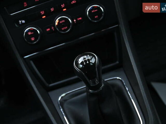 Синий Сеат Леон, объемом двигателя 1.6 л и пробегом 260 тыс. км за 8999 $, фото 32 на Automoto.ua