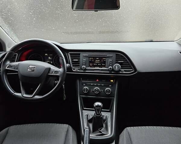 Синий Сеат Леон, объемом двигателя 1.6 л и пробегом 245 тыс. км за 12450 $, фото 15 на Automoto.ua