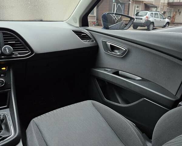 Синий Сеат Леон, объемом двигателя 1.6 л и пробегом 245 тыс. км за 12450 $, фото 14 на Automoto.ua
