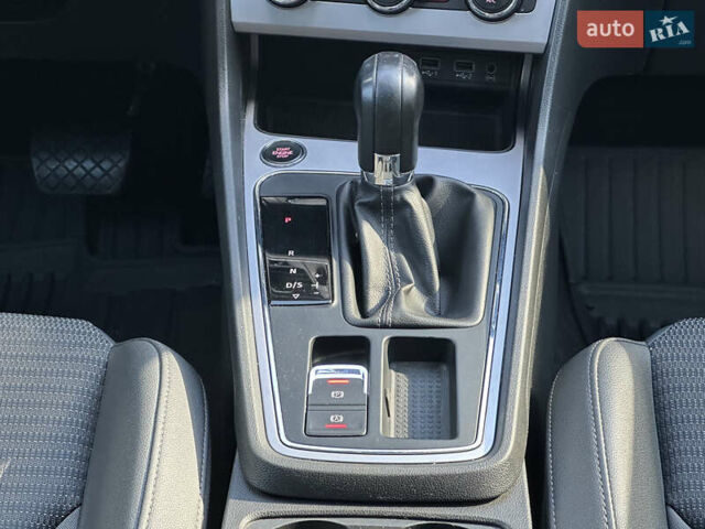 Синій Сеат Leon, об'ємом двигуна 2 л та пробігом 218 тис. км за 16499 $, фото 75 на Automoto.ua