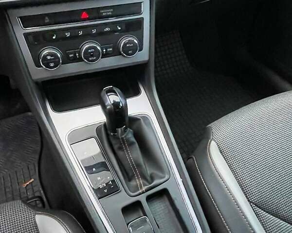 Синий Сеат Леон, объемом двигателя 1.97 л и пробегом 104 тыс. км за 16900 $, фото 45 на Automoto.ua