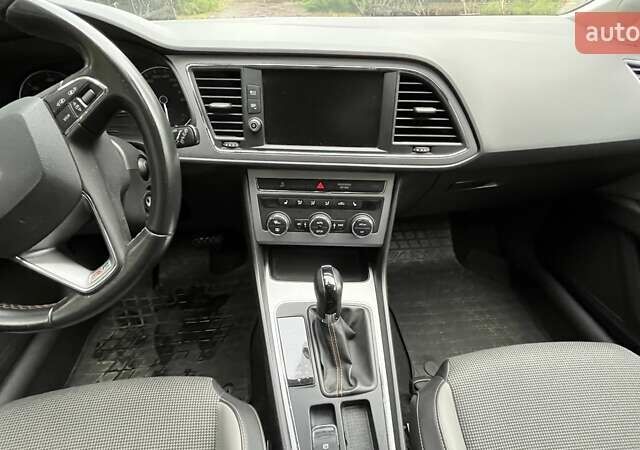 Синий Сеат Леон, объемом двигателя 1.97 л и пробегом 160 тыс. км за 16700 $, фото 16 на Automoto.ua