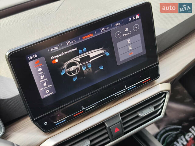 Синий Сеат Леон, объемом двигателя 2 л и пробегом 177 тыс. км за 21499 $, фото 45 на Automoto.ua