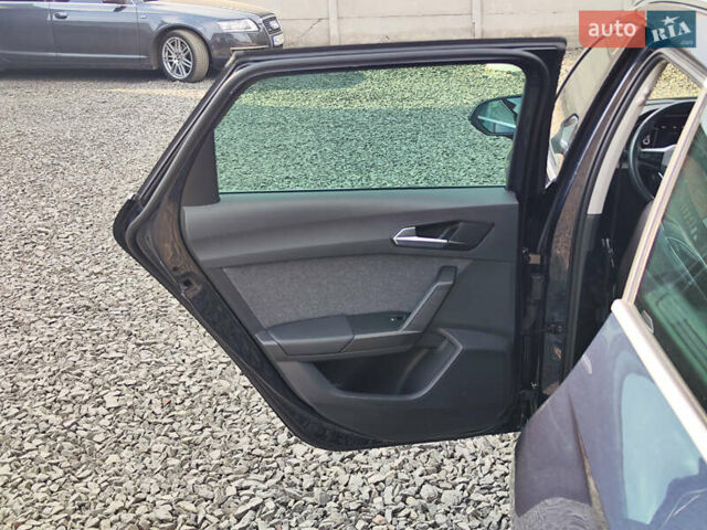Синий Сеат Леон, объемом двигателя 2 л и пробегом 177 тыс. км за 21499 $, фото 75 на Automoto.ua