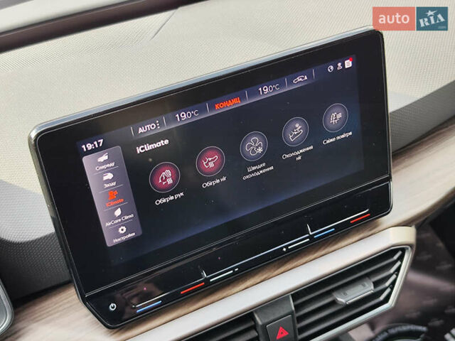 Синий Сеат Леон, объемом двигателя 2 л и пробегом 177 тыс. км за 21499 $, фото 48 на Automoto.ua