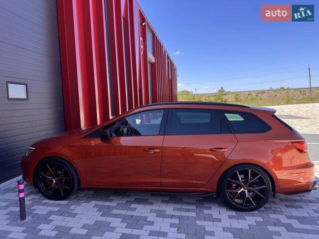 Сеат Леон 2018 в Львове на Automoto.ua Оранжевый Сеат Леон, объемом двигателя 1.98 л и пробегом 82 тыс. км за 29900 $, фото 4 на Automoto.ua