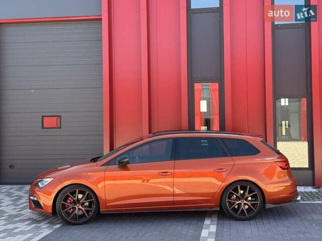 Сеат Леон 2018 в Львове на Automoto.ua Оранжевый Сеат Леон, объемом двигателя 1.98 л и пробегом 82 тыс. км за 29900 $, фото 7 на Automoto.ua