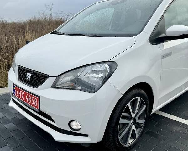 Белый Сеат Мии, объемом двигателя 0 л и пробегом 197 тыс. км за 8200 $, фото 16 на Automoto.ua