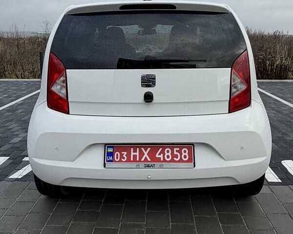 Белый Сеат Мии, объемом двигателя 0 л и пробегом 197 тыс. км за 8200 $, фото 5 на Automoto.ua