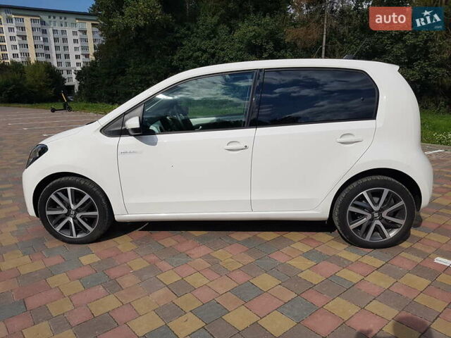 Білий Сеат Mii, об'ємом двигуна 0 л та пробігом 39 тис. км за 12800 $, фото 5 на Automoto.ua