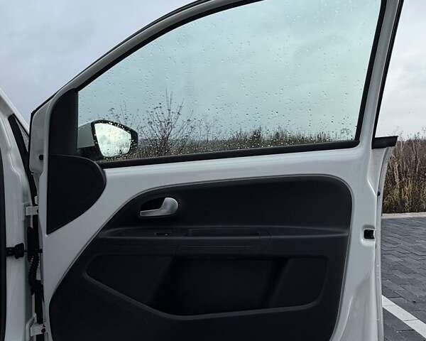 Белый Сеат Мии, объемом двигателя 0 л и пробегом 197 тыс. км за 8200 $, фото 39 на Automoto.ua