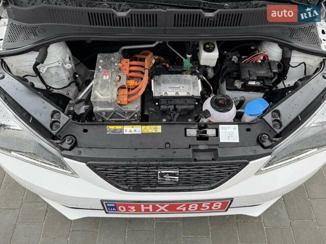 Белый Сеат Мии, объемом двигателя 0 л и пробегом 197 тыс. км за 8200 $, фото 43 на Automoto.ua