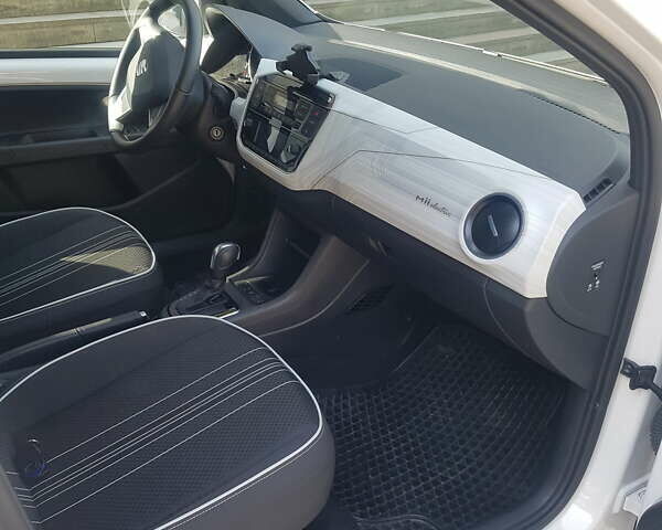 Білий Сеат Mii, об'ємом двигуна 0 л та пробігом 39 тис. км за 12800 $, фото 28 на Automoto.ua