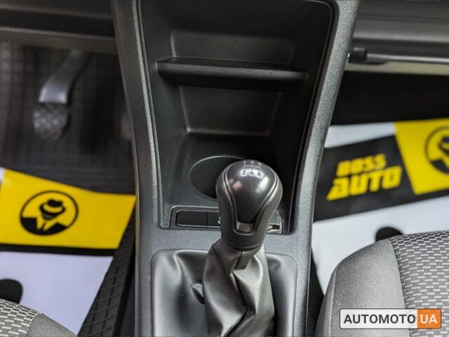 Черный Сеат Мии, объемом двигателя 1 л и пробегом 52 тыс. км за 8000 $, фото 9 на Automoto.ua