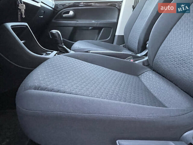 Чорний Сеат Mii, об'ємом двигуна 0 л та пробігом 103 тис. км за 9999 $, фото 25 на Automoto.ua