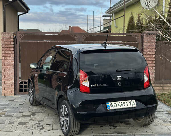 Черный Сеат Мии, объемом двигателя 0 л и пробегом 38 тыс. км за 9999 $, фото 3 на Automoto.ua