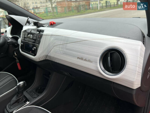 Червоний Сеат Mii, об'ємом двигуна 0 л та пробігом 39 тис. км за 12300 $, фото 31 на Automoto.ua