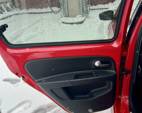 Красный Сеат Мии, объемом двигателя 0 л и пробегом 40 тыс. км за 11800 $, фото 18 на Automoto.ua