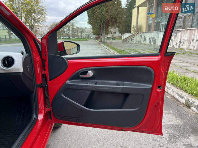 Червоний Сеат Mii, об'ємом двигуна 0 л та пробігом 39 тис. км за 12300 $, фото 29 на Automoto.ua