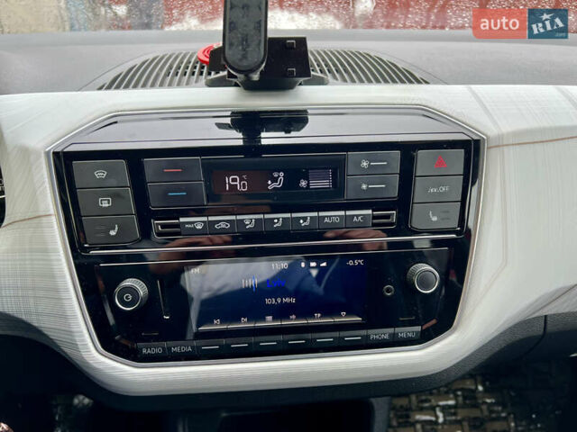 Красный Сеат Мии, объемом двигателя 0 л и пробегом 40 тыс. км за 11800 $, фото 16 на Automoto.ua