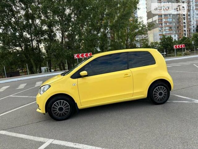 Жовтий Сеат Mii, об'ємом двигуна 1 л та пробігом 129 тис. км за 4900 $, фото 2 на Automoto.ua