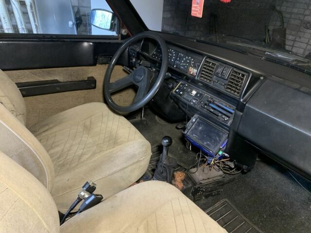 Красный Сеат Ронда, объемом двигателя 1.3 л и пробегом 3 тыс. км за 452 $, фото 4 на Automoto.ua