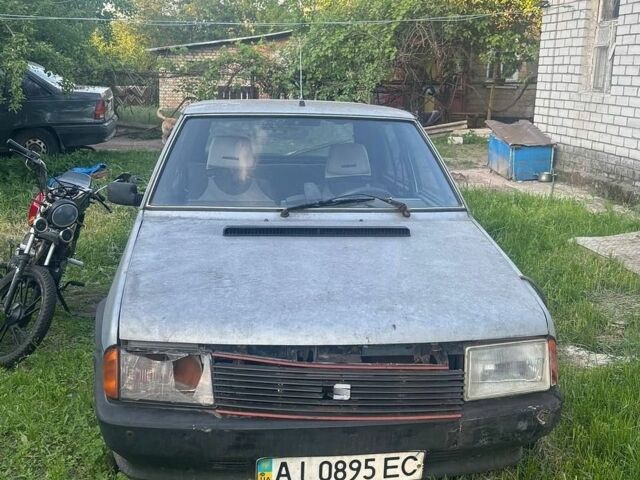 Синий Сеат Ронда, объемом двигателя 1.5 л и пробегом 30 тыс. км за 178 $, фото 6 на Automoto.ua