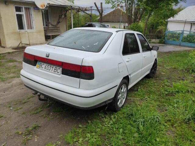 Білий Сеат Toledo, об'ємом двигуна 0 л та пробігом 379 тис. км за 1055 $, фото 5 на Automoto.ua