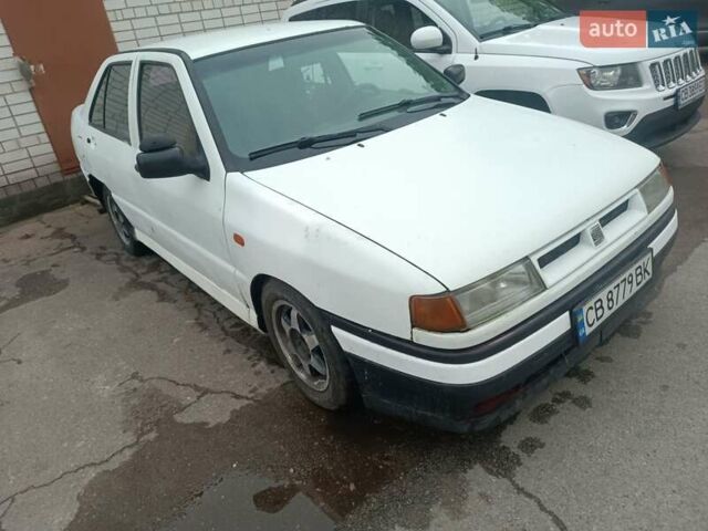Білий Сеат Toledo, об'ємом двигуна 1.9 л та пробігом 300 тис. км за 1700 $, фото 2 на Automoto.ua