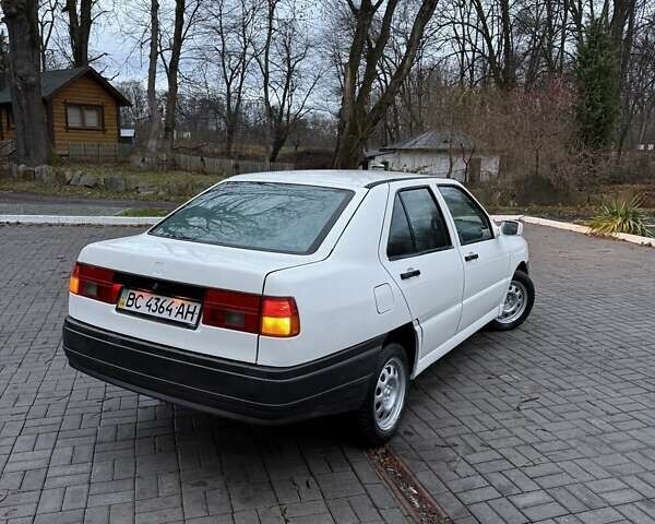 Белый Сеат Толедо, объемом двигателя 1.8 л и пробегом 300 тыс. км за 999 $, фото 11 на Automoto.ua