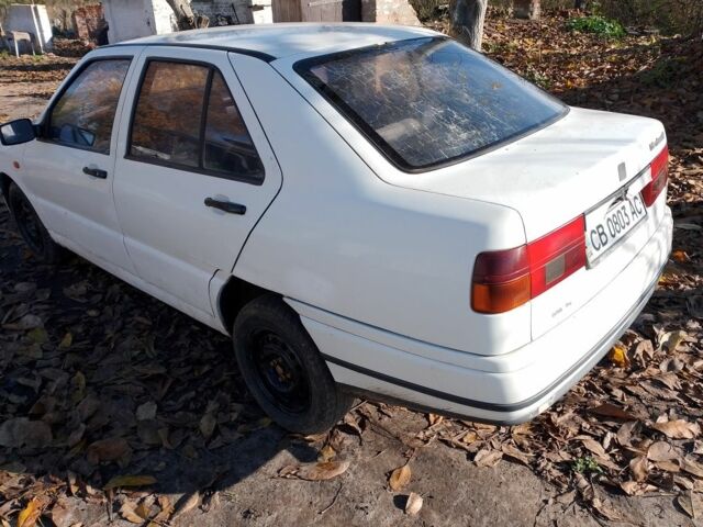 Белый Сеат Толедо, объемом двигателя 1.9 л и пробегом 370 тыс. км за 1200 $, фото 3 на Automoto.ua