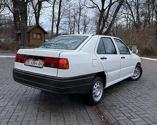 Белый Сеат Толедо, объемом двигателя 1.8 л и пробегом 300 тыс. км за 999 $, фото 13 на Automoto.ua