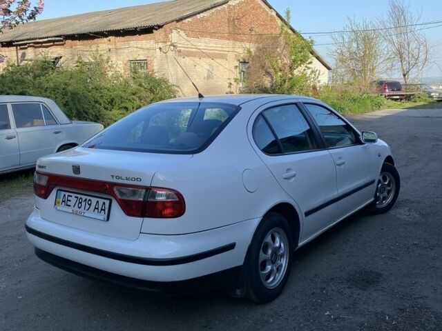 Белый Сеат Толедо, объемом двигателя 1.9 л и пробегом 421 тыс. км за 3700 $, фото 2 на Automoto.ua