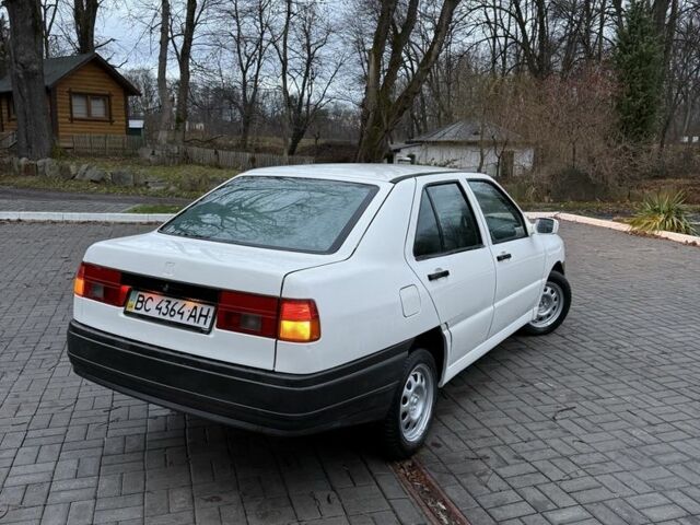 Белый Сеат Толедо, объемом двигателя 1.8 л и пробегом 300 тыс. км за 1100 $, фото 12 на Automoto.ua