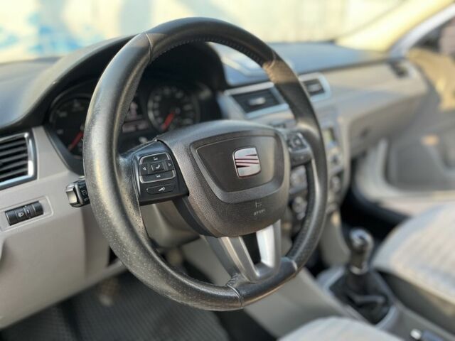 Белый Сеат Толедо, объемом двигателя 1.6 л и пробегом 202 тыс. км за 7950 $, фото 9 на Automoto.ua