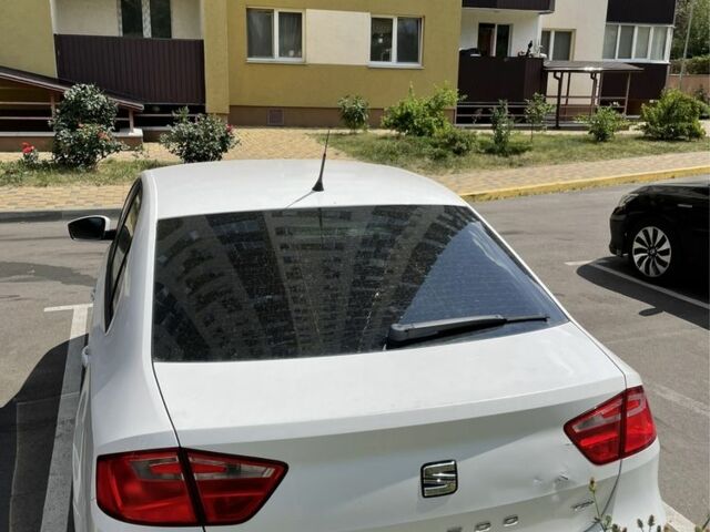 Білий Сеат Toledo, об'ємом двигуна 1.2 л та пробігом 140 тис. км за 3700 $, фото 5 на Automoto.ua