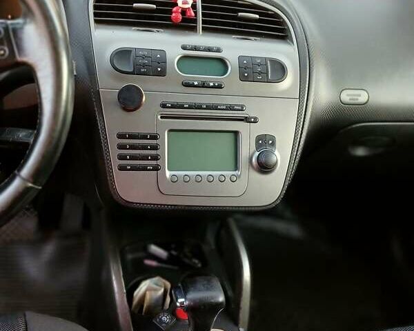 Бежевый Сеат Толедо, объемом двигателя 1.98 л и пробегом 268 тыс. км за 4600 $, фото 3 на Automoto.ua