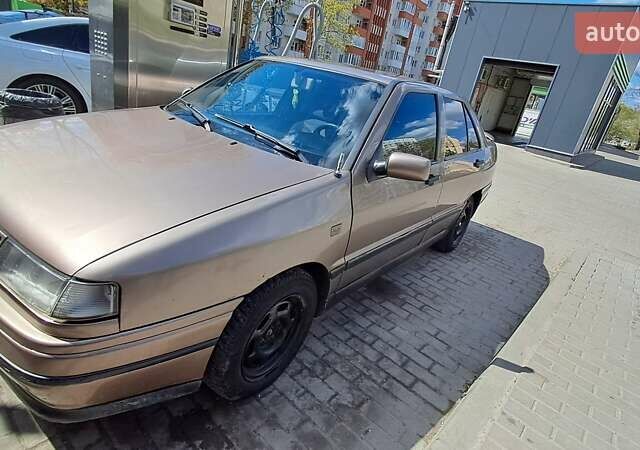 Бежевый Сеат Толедо, объемом двигателя 2 л и пробегом 393 тыс. км за 1150 $, фото 11 на Automoto.ua